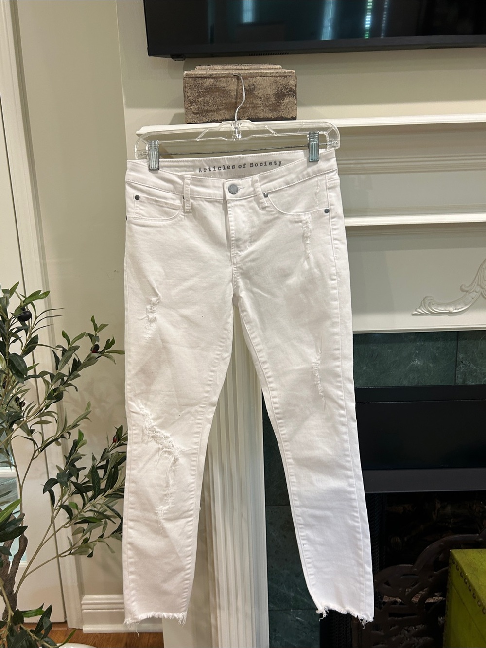 Articles Of Society White Skinny Distressed Jeans